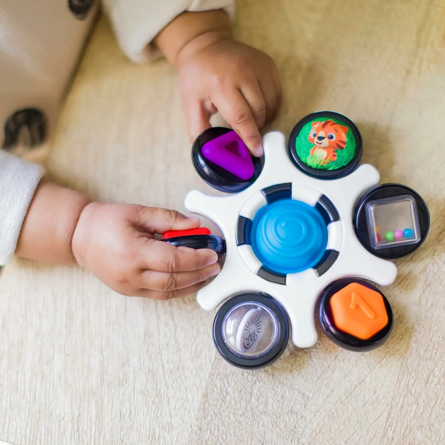 Baby Einstein Curiosity Clutch Aktiviteettilelu - Image 2