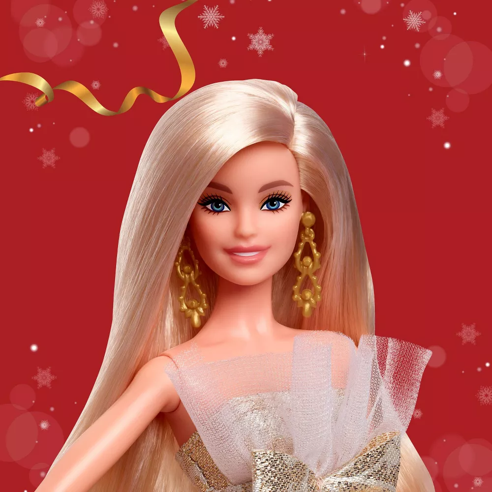 Barbie Signature Holiday 2025 Muotinukke - Image 3