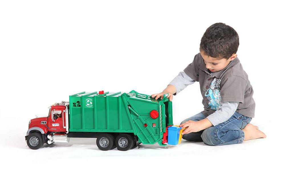 Bruder 02812 MACK Granite Jäteauto 1:16 - Image 4