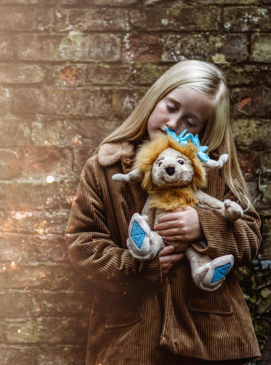 Charlie Bears Peikko Pehmolelu Topaz Blu 27cm - Image 2