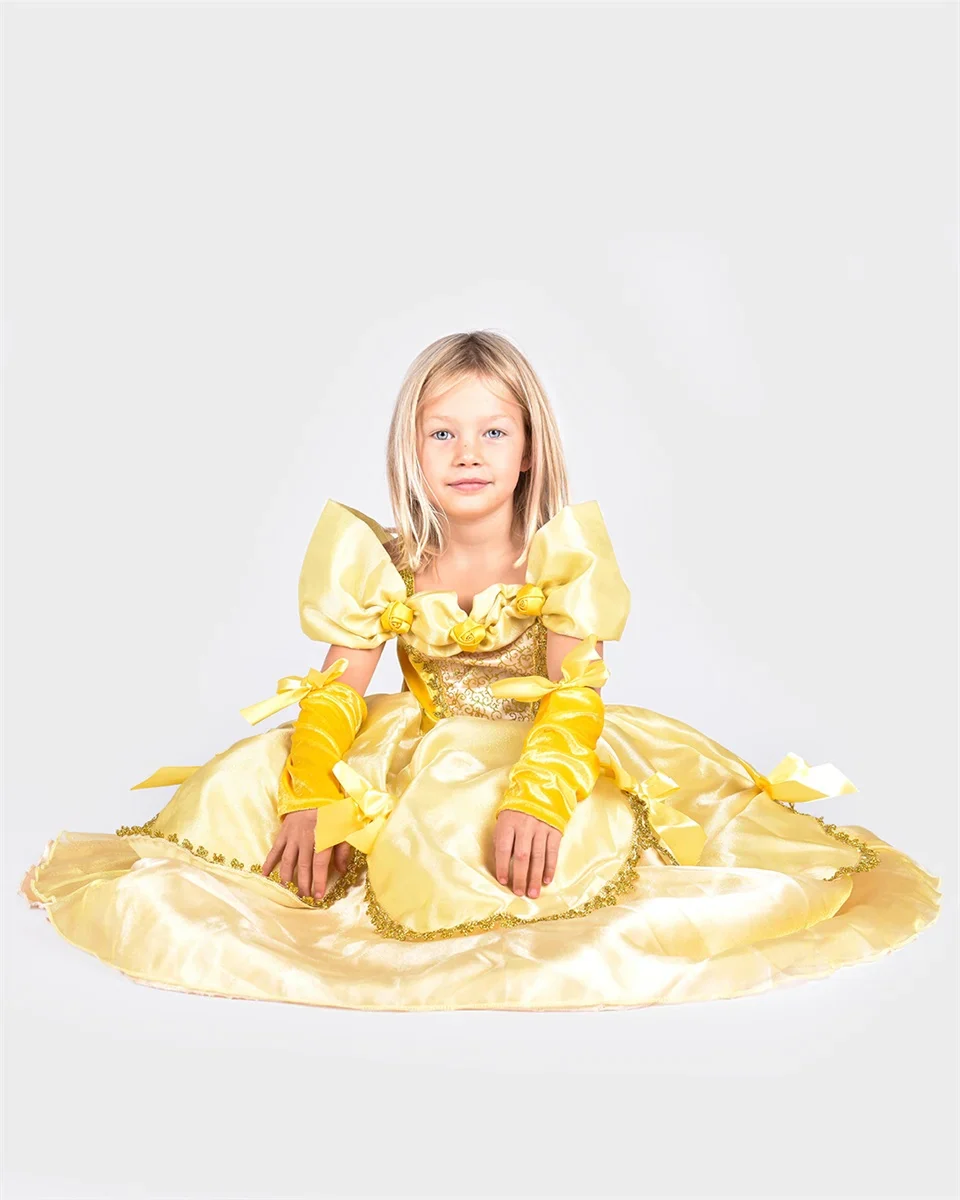 Den Goda Fen "Belle" Keltainen Prinsessamekko 6-8v 122-128cm - Image 3