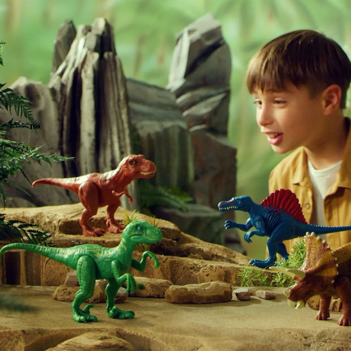 Dinos Unleashed Giant T-Rex Interaktiivinen Dinosaurus - Image 2
