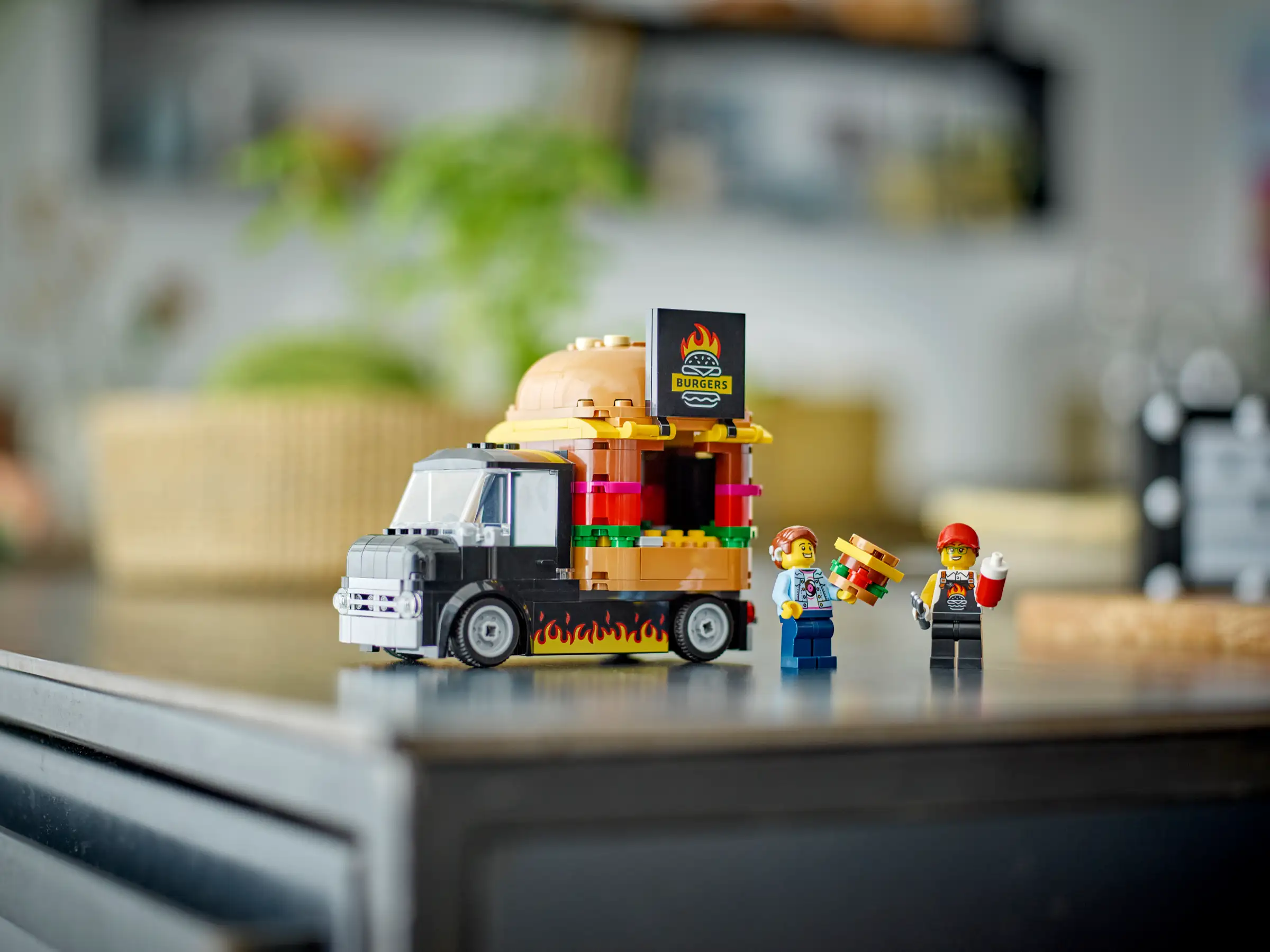LEGO City 60404 Hampurilaisauto - Image 5