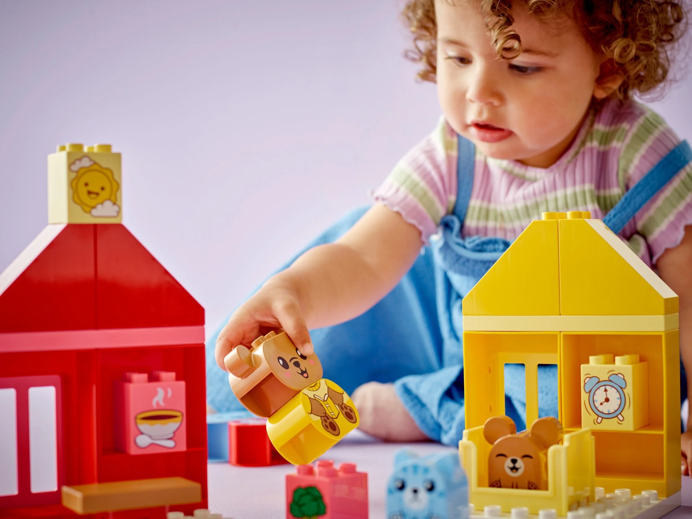 LEGO Duplo 10414 Päivätoimet: Ruokailu ja Nukkumaanmeno - Image 2