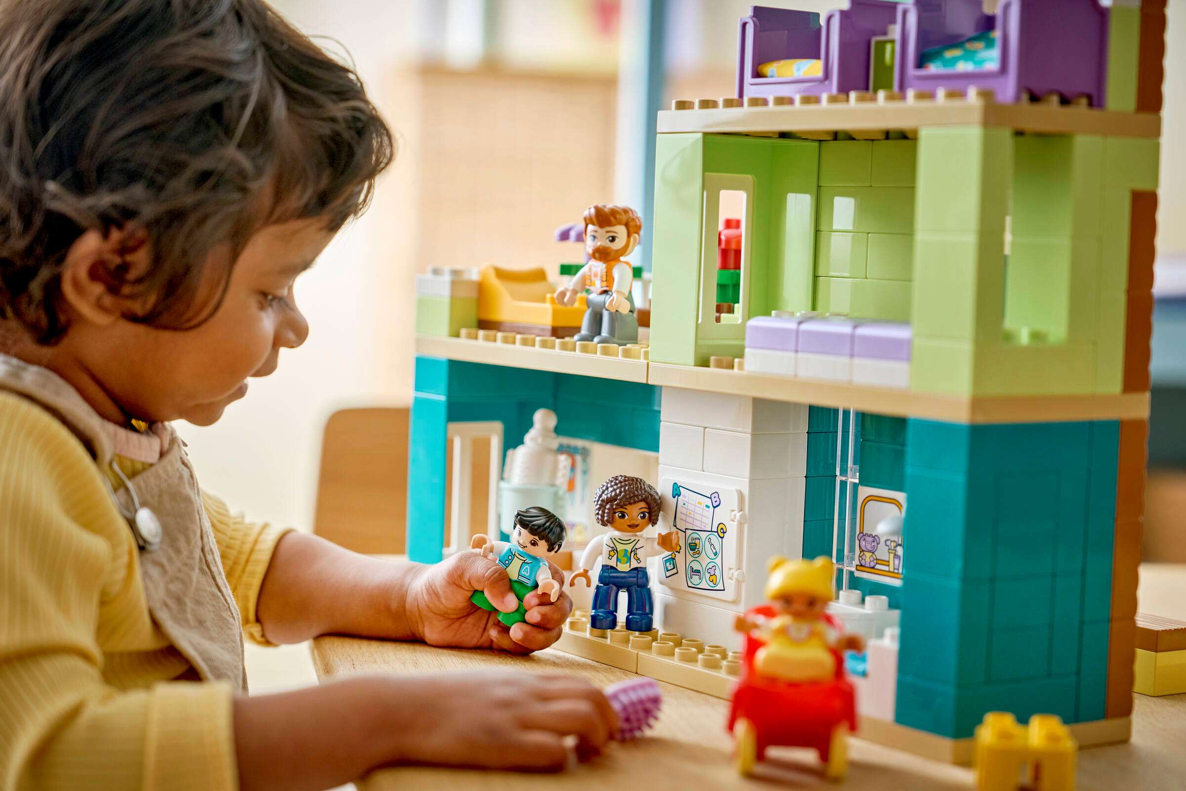 LEGO Duplo 10470 Nykyaikainen Omakotitalo ja Hahmot 3in1 - Image 6