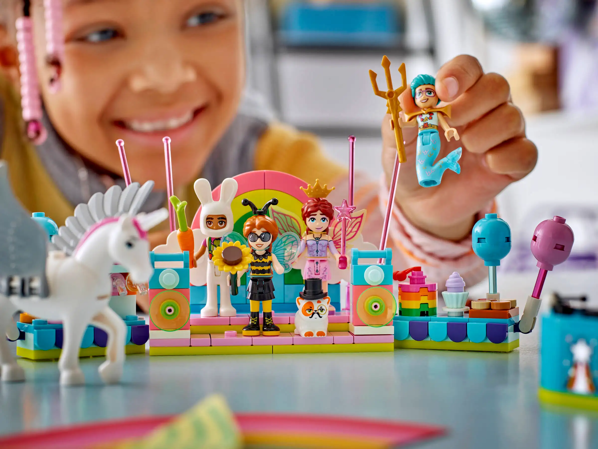 Lego Friends 42661 Yksisarvisen ja Keijun Naamiaisjuhlat - Image 3