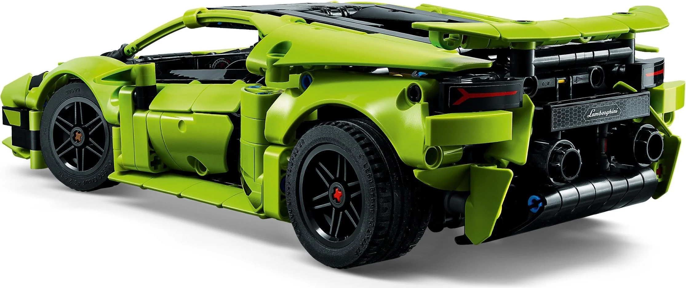 LEGO Technic 42161 Lamborghini Huracan Tecnica - Image 4