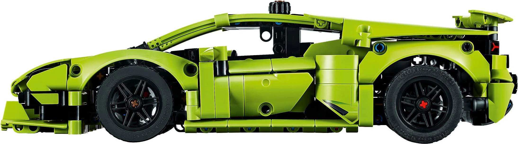 LEGO Technic 42161 Lamborghini Huracan Tecnica - Image 5
