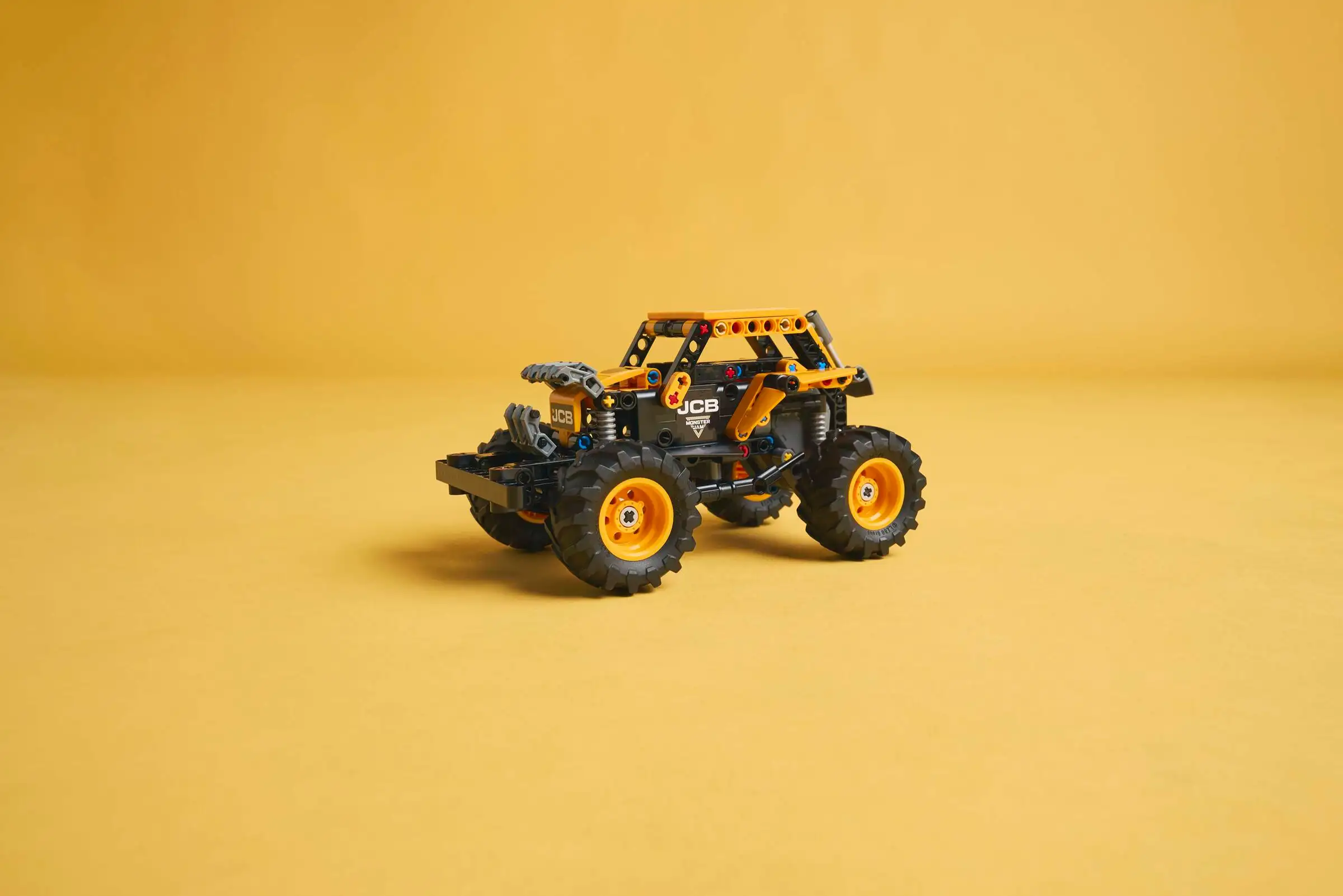 LEGO Technic 42199 Monster Jam DIGatron Vetomoottoriauto - Image 4