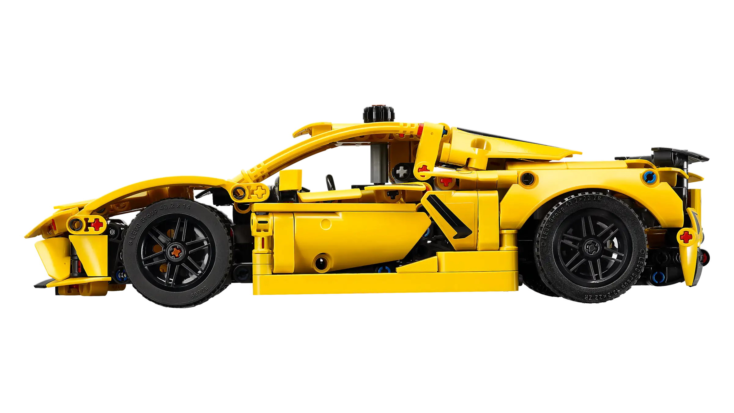 LEGO Technic 42205 Chevrolet Corvette Stingray - Image 3