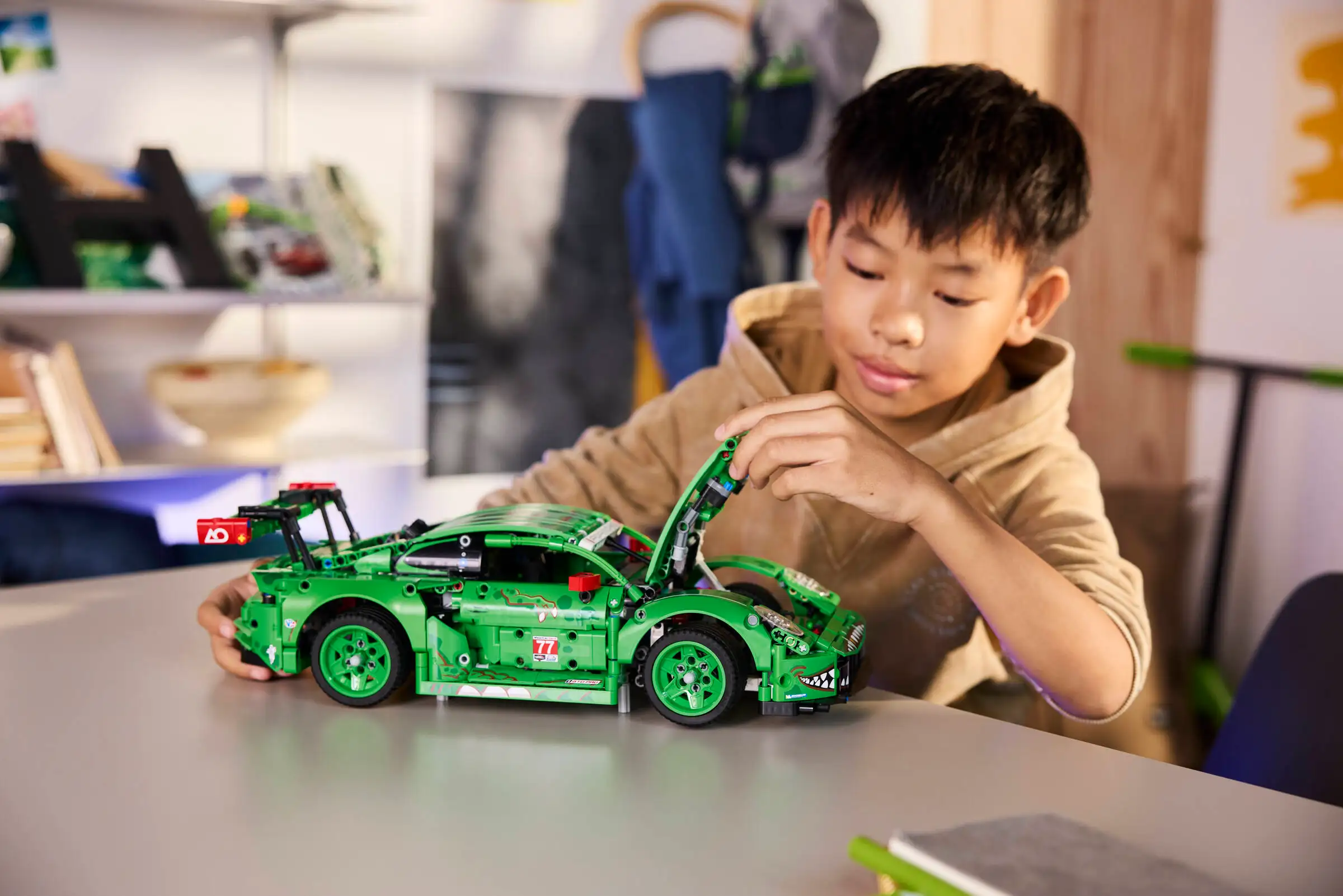 Lego Technic 42224 Porsche 911 GT3 R REXY AO Racing Auto - Image 3