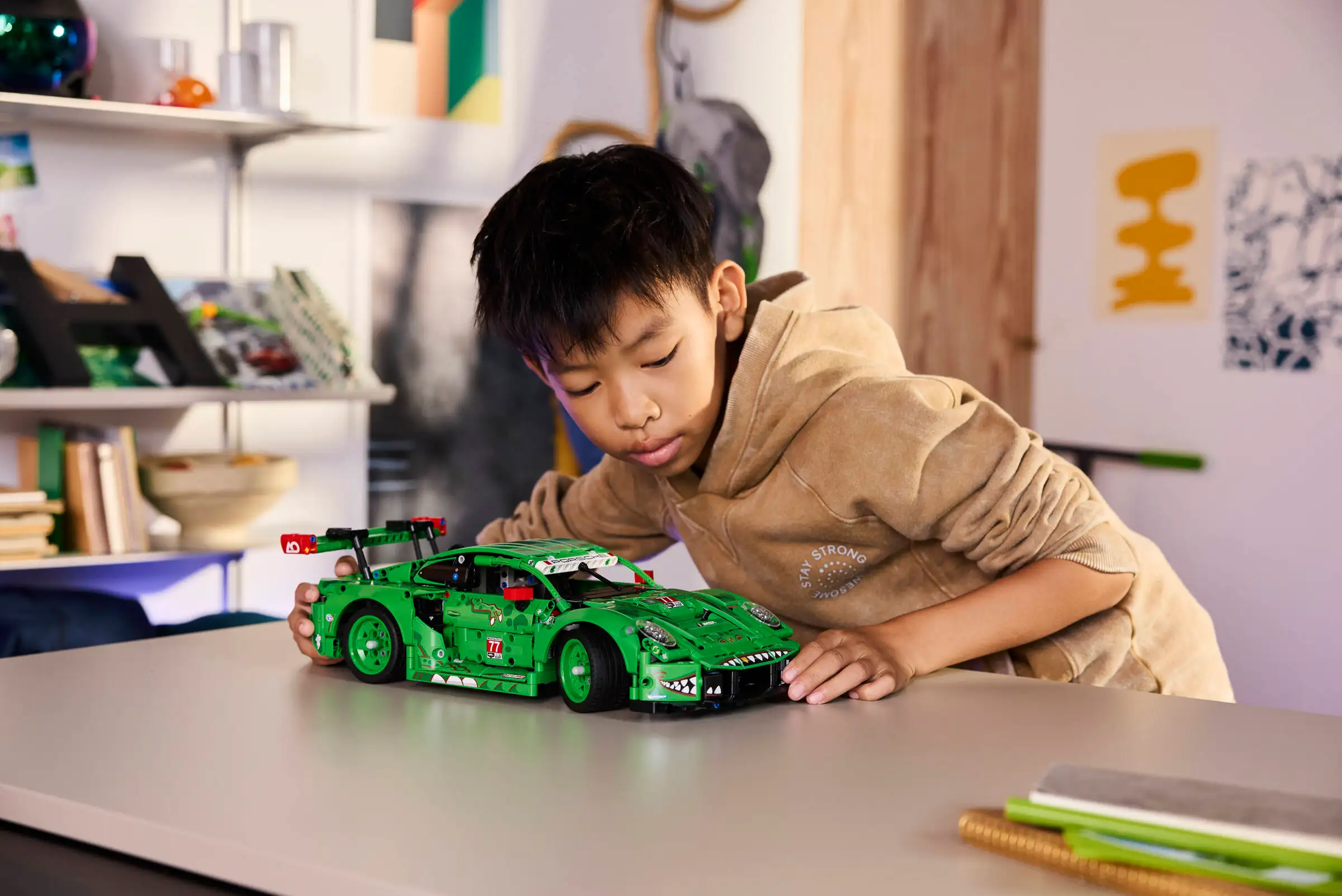 Lego Technic 42224 Porsche 911 GT3 R REXY AO Racing Auto - Image 6