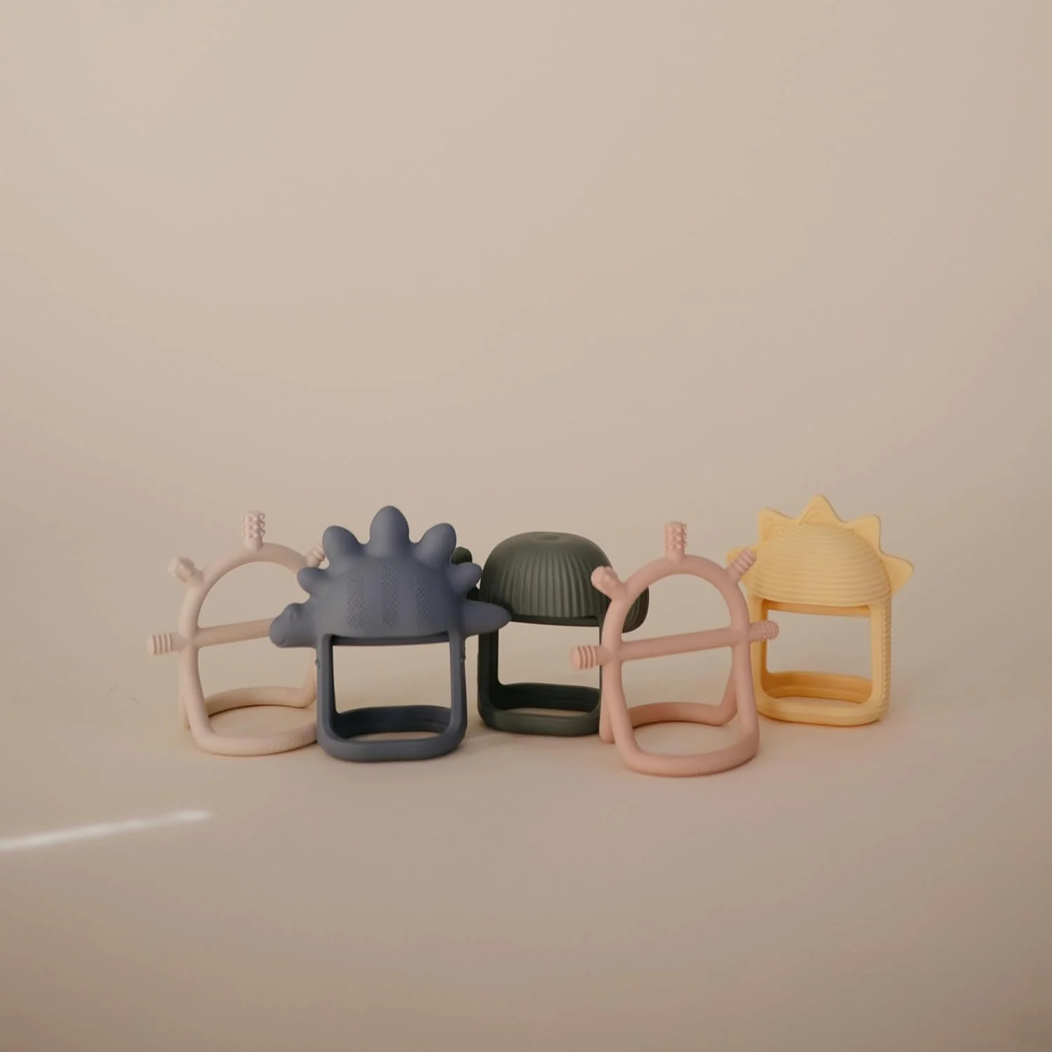 Mushie Sensory Teether Purulelu Sunshine - Image 3
