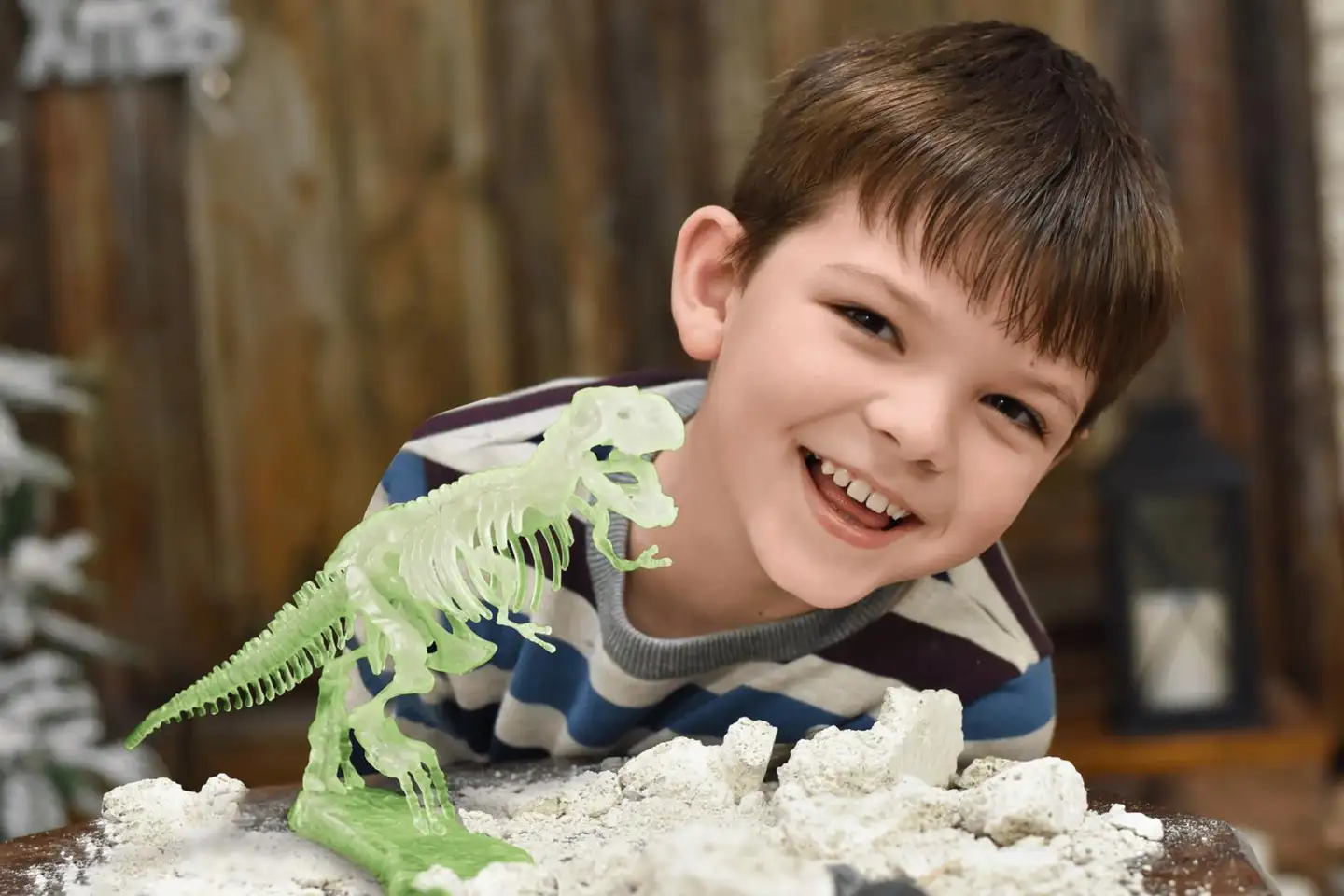 Science4You Tyrannosaurus Rex Glow In The Dark Tiedesetti - Image 2