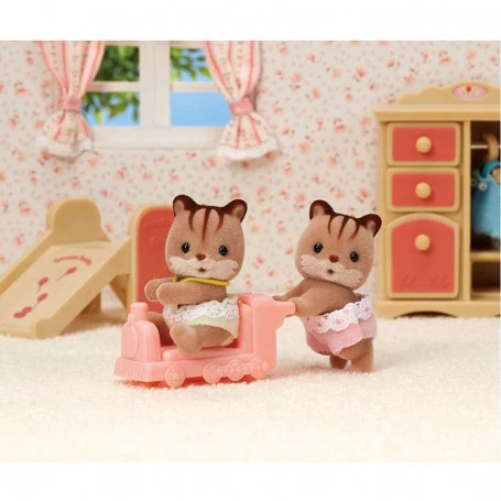 Sylvanian Families Pähkinäoravakaksoset - Image 2