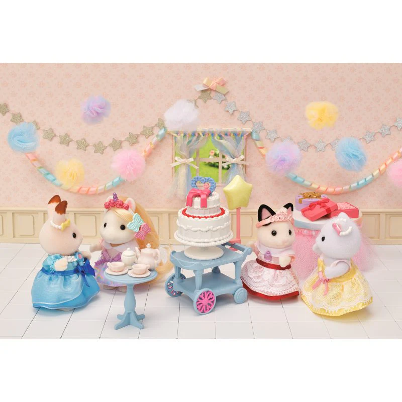 Sylvanian Families Smokkikissan Juhlasetti - Image 2
