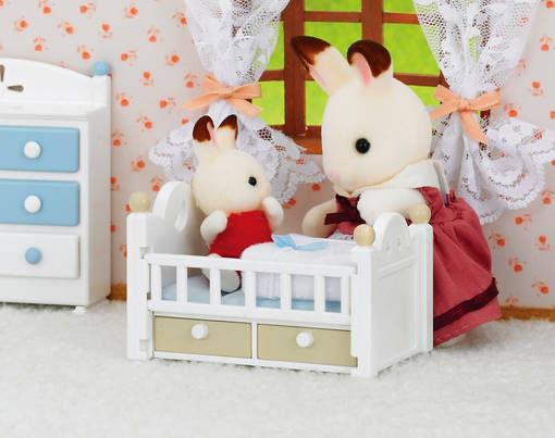 Sylvanian Families 5017 Suklaapupuvauva Leikkisetti - Image 2