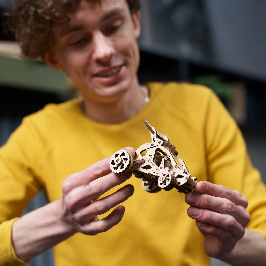 Ugears Desert Buggy - Image 4
