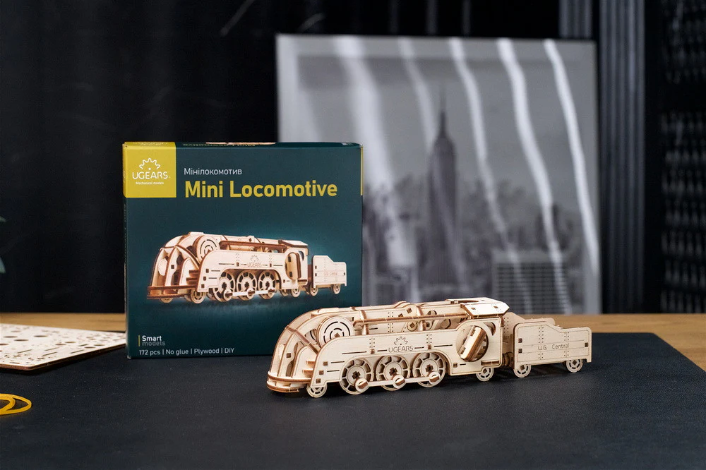 Ugears Mini Locomotive - Image 5
