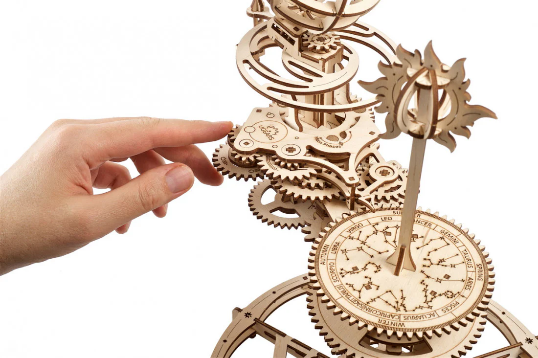 Ugears Model Mechanical Tellurion - Image 2