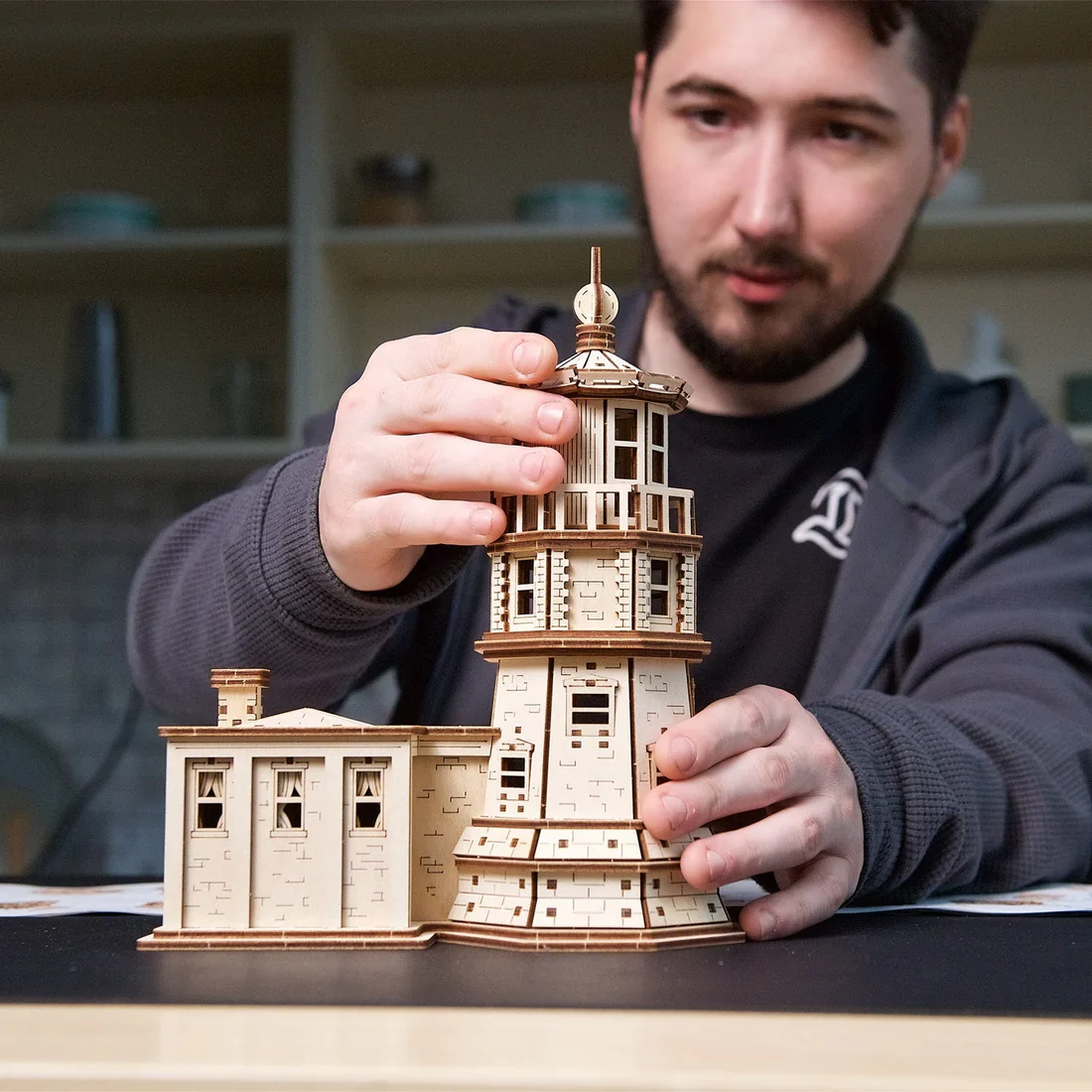 Ugears Rakennussarja Split Rock Lighthouse Majakka - Image 3