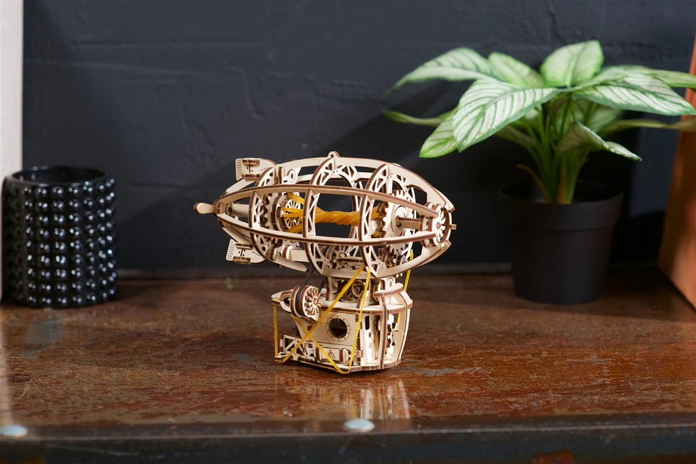 Ugears Steampunk Airship - Image 3