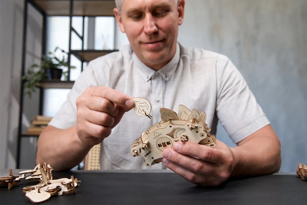 Ugears Stegosaurus - Image 3